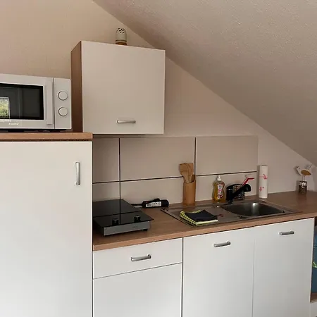 Oberheuslingen Apartamento *
